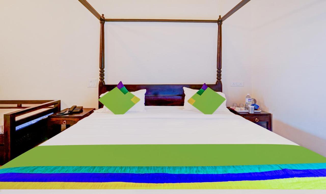 Siddhagiri Hotel And Resort Wai Ngoại thất bức ảnh