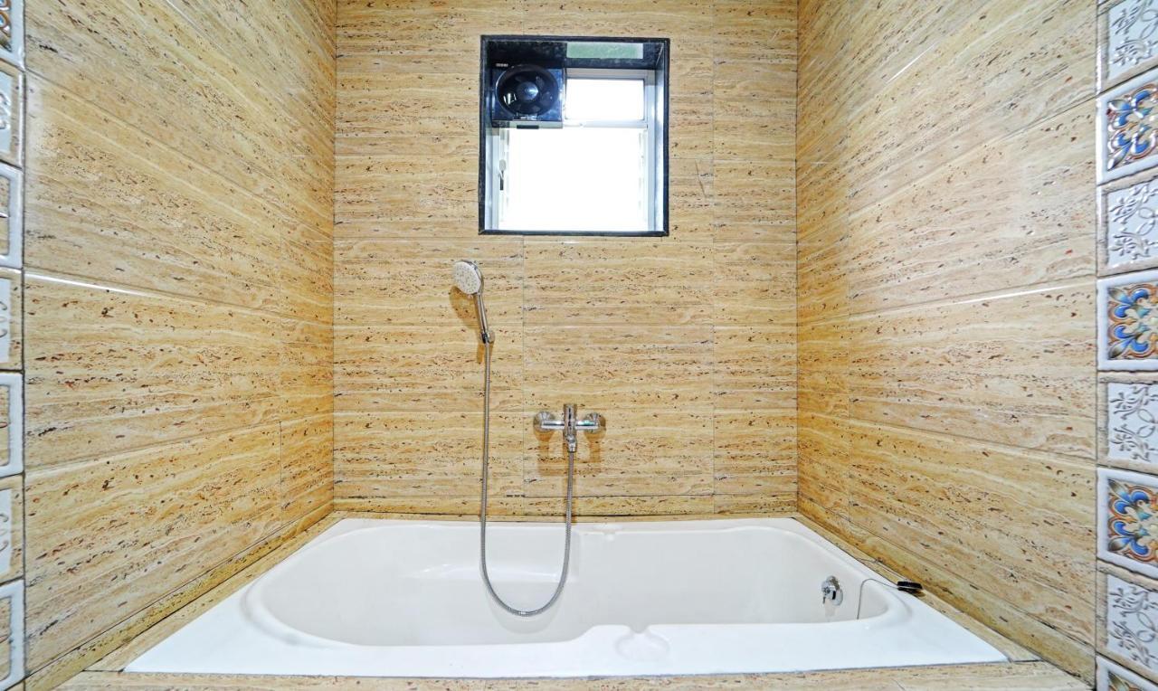 Siddhagiri Hotel And Resort Wai Ngoại thất bức ảnh