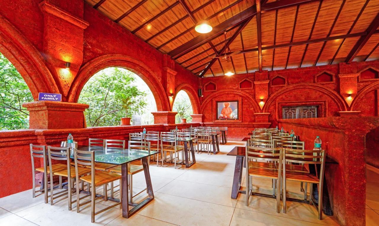 Siddhagiri Hotel And Resort Wai Ngoại thất bức ảnh