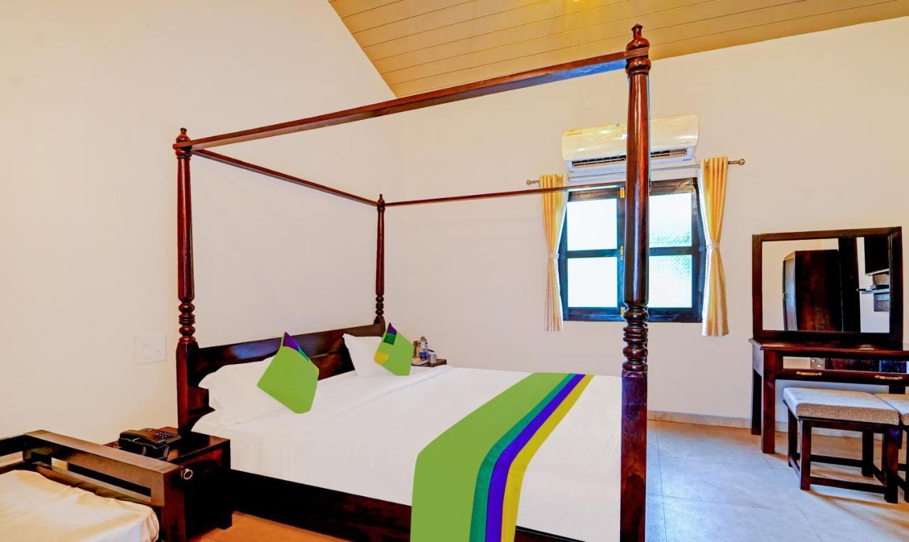Siddhagiri Hotel And Resort Wai Ngoại thất bức ảnh
